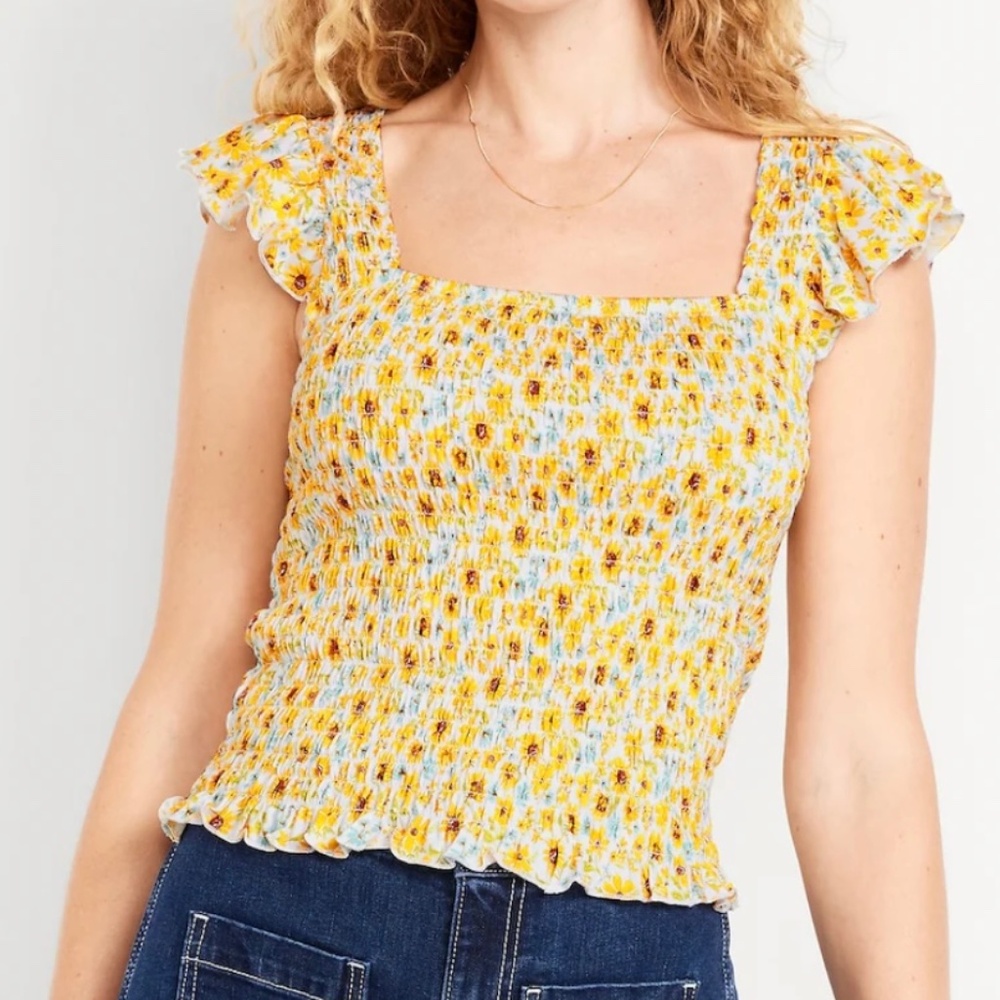 Flutter-sleeve smocked top